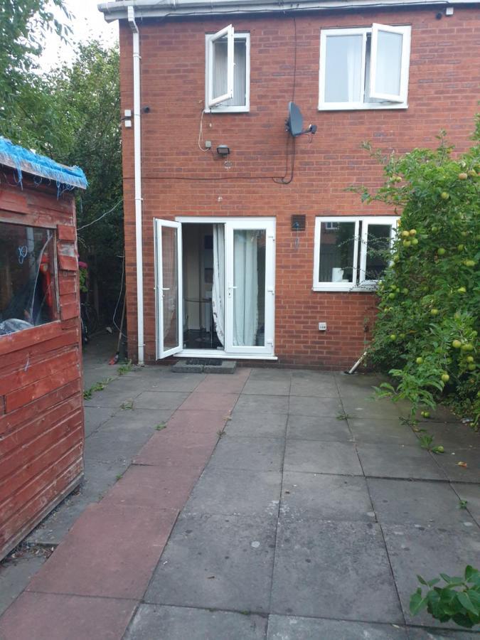 Splendid 3Bedrooms Home Manchester Exterior photo